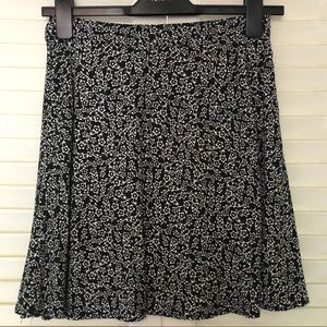 Aritzia Talula Skirt